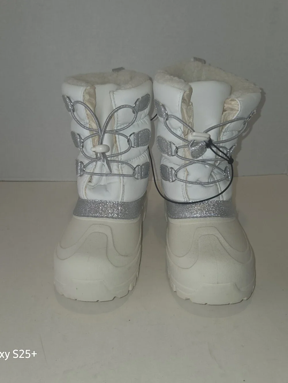 Girls White And Silver Sparkle Snow Boots Size 4 Members Mark NEW WITH TAGS
